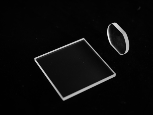 GS1 Grade Synthetic Fused Quartz Plate Quartz Οπτικό παράθυρο 2,2 g/Cm3 Πυκνότητα