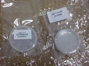 ενιαίο κρύσταλλο γκοφρετών HVPE GaN νιτριδίων γαλλίου 0.4mm ελεύθερο μόνιμο για τη συσκευή