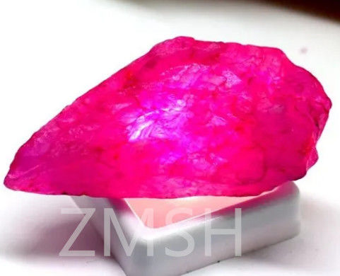 Ζεστό ροζ FL Grade Εργαστήριο Δημιουργήθηκε ζαφείρι ακατέργαστες πολύτιμες πέτρες με σκληρότητα Mohs 9 διαμάντι