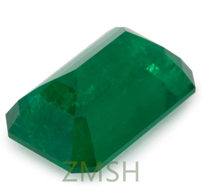 Σμαραγδένιο πράσινο ζαφείρι ακατέργαστη πετράδια κατασκευασμένη από εργαστήριο για εκλεκτά κοσμήματα