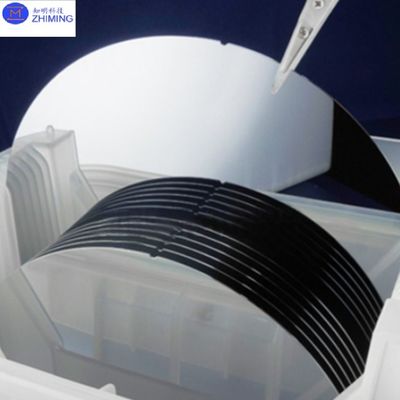 Si Wafer / Substrate πάχος 8 ιντσών 675-775 μm, τύπος P/N, προσανατολισμός 111, διπλή / μονομερή γυαλισμένη πλευρά