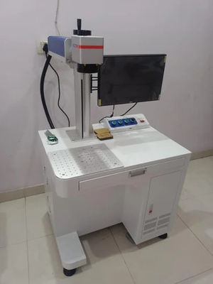 Μηχανή σήμανσης λέιζερ UV 355nm 3W/5W/10W Προαιρετική ισχύς ±0.01mm ακρίβεια