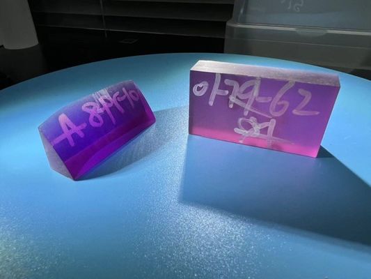 Καλή τιμή 99.999% πορφυρή ροδοκόκκινη ράβδος αίματος περιστεριών σαπφείρου τιτανίου χρώματος σε απευθείας σύνδεση