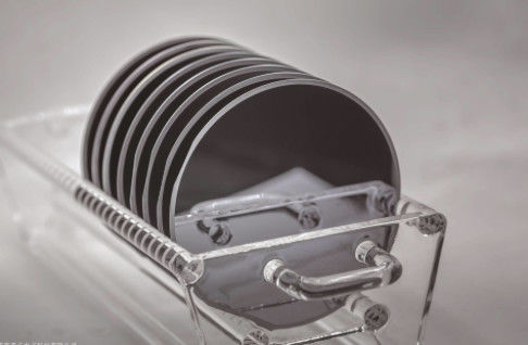 Καλή τιμή 300 - Niobate λίθιου LN--πυριτίου LiNbO3 900nm στρώμα λεπτών ταινιών γκοφρετών στο υπόστρωμα πυριτίου σε απευθείας σύνδεση