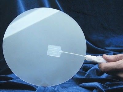 Καλή τιμή Al2O3 200mm 8inch οπτικά παράθυρα σαπφείρου, SSP DSP 1.0mm Γ υποστρωμάτων πυριτίου - άξονας σε απευθείας σύνδεση