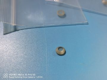 Καλή τιμή Διαφανής Un-Doped 4h-ΗΜΙ σκληρότητα 9,0 φακός SIC σε απευθείας σύνδεση